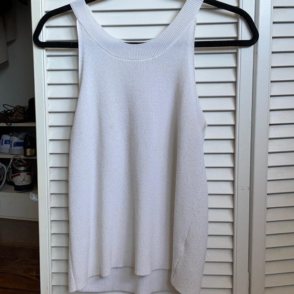 White Threaded Scoop Neck Sleeveless Tank Top